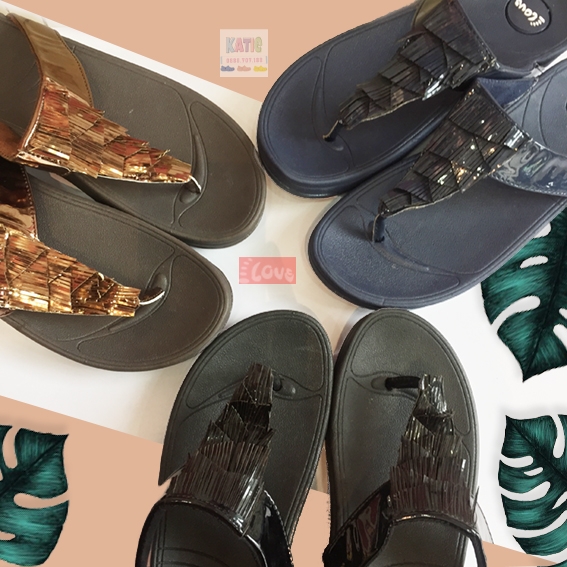 Dép kiểu nữ Feetlove cao cấp cao 3 cm - Dép kẹp xanh đen xếp tua rua
