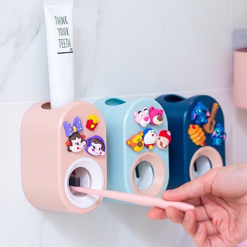 Hộp đựng và nhả kem đánh răng cho bé hoạt hình 3D nổi