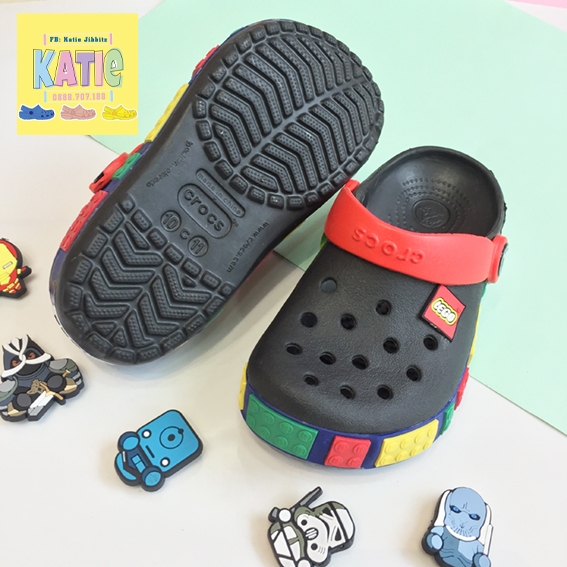 Dép sục cá sấu Crocs trẻ em Lego Kids màu đen