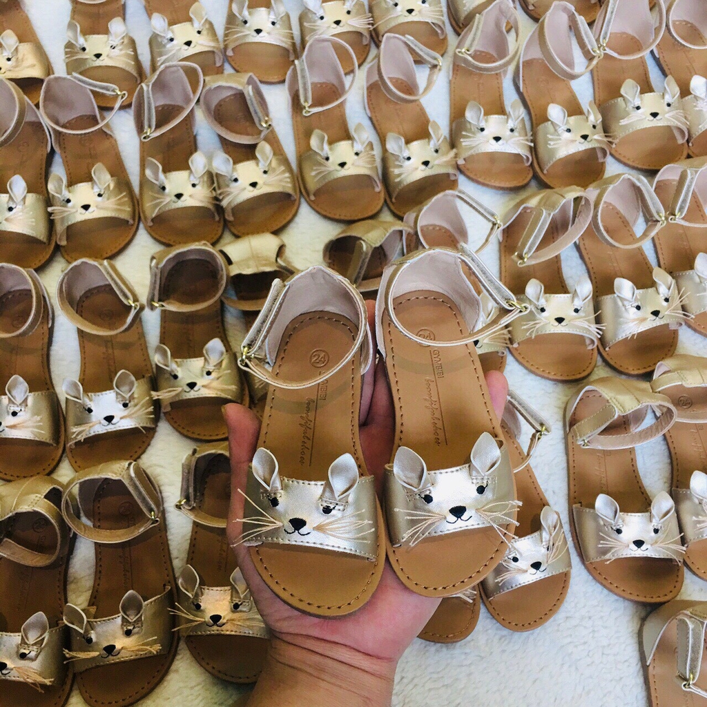 Giày Sandal bé gái mèo Kitty màu vàng đồng