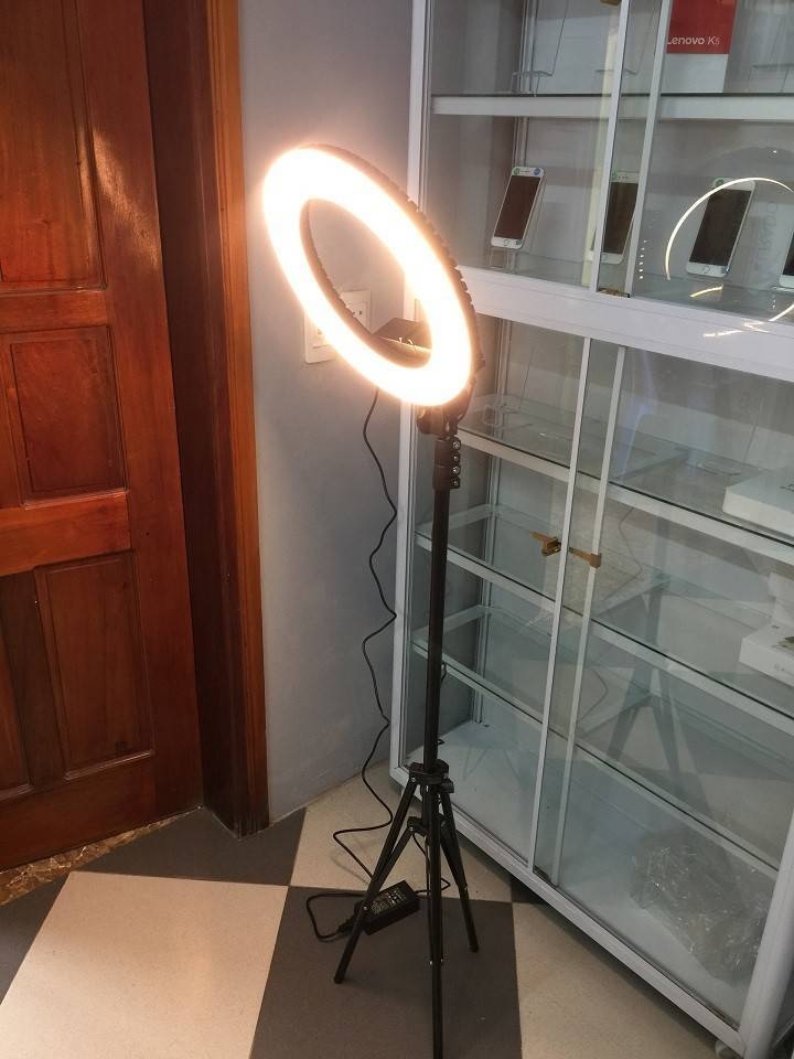 Bộ đèn LED Livestream 16 cm