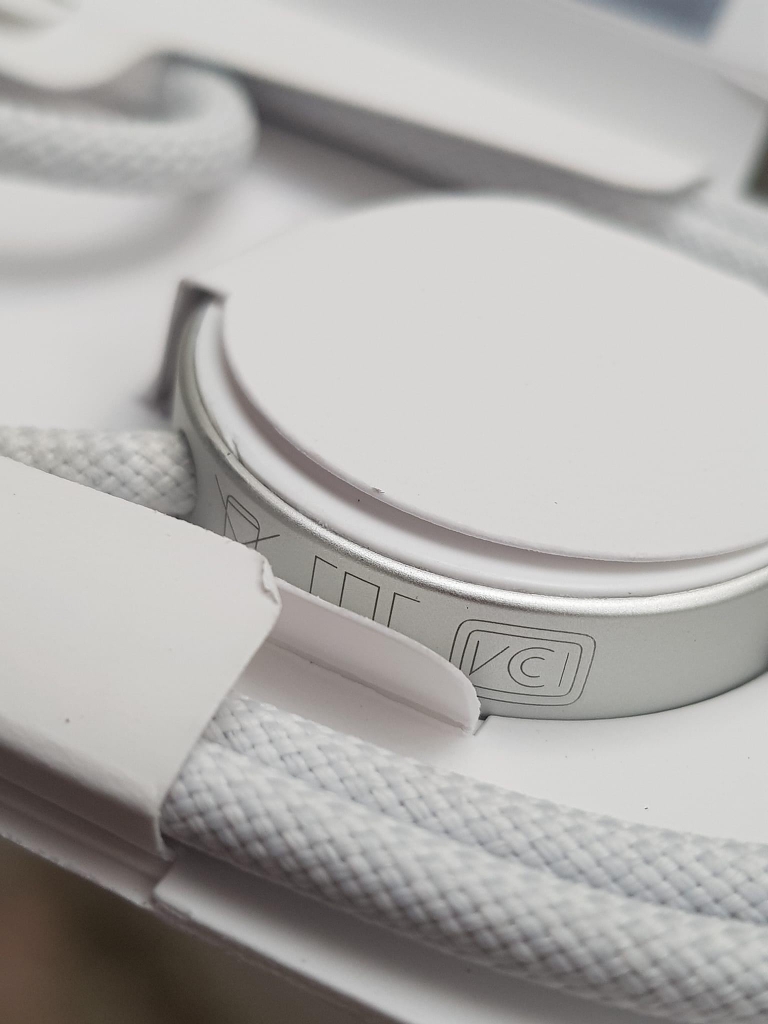 Sạc Apple Watch series 9, ultra chính hãng Apple phiên bản bọc dù