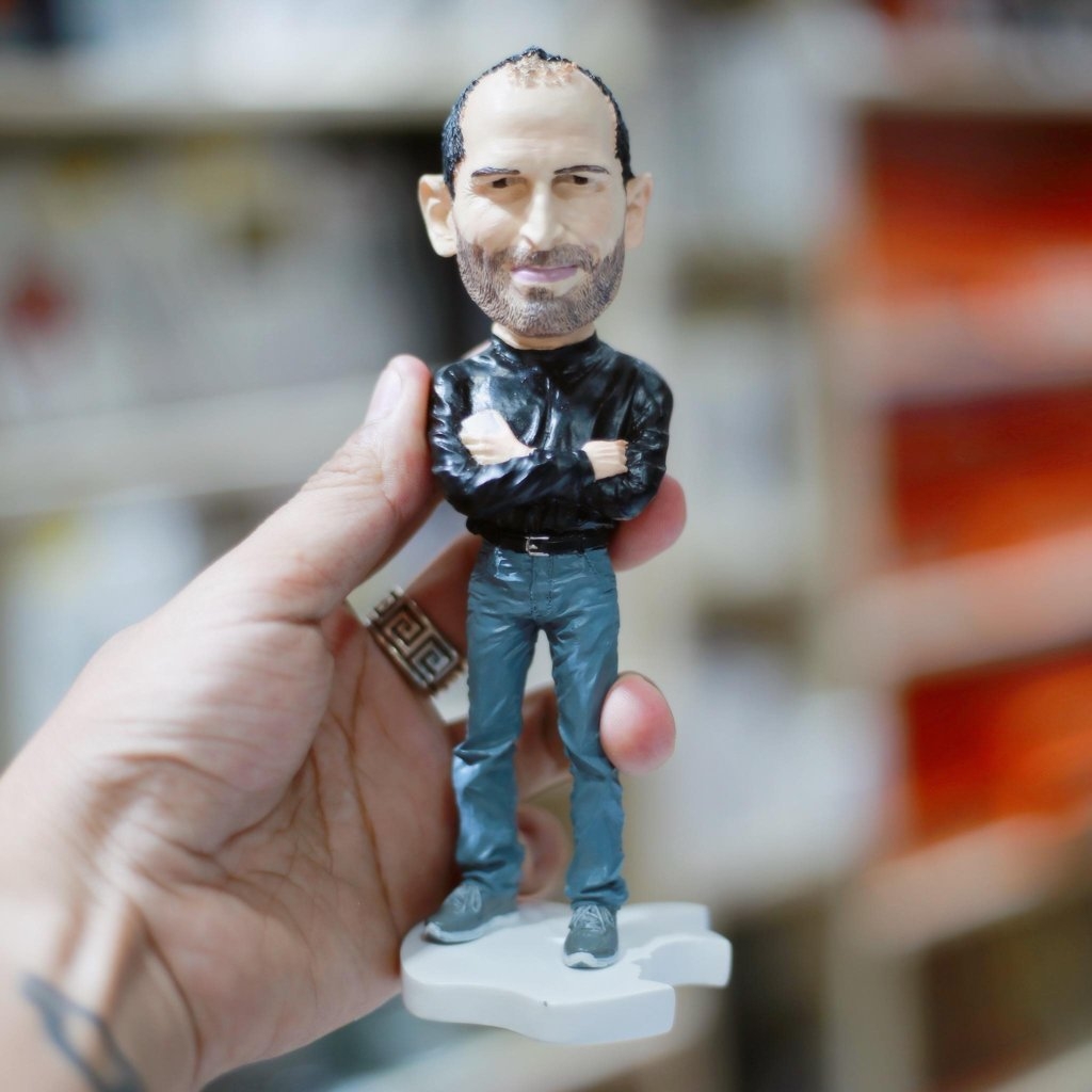 Tượng mô phỏng ngài Steve Jobs - made by NiNE