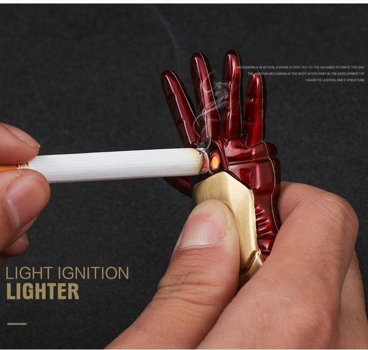 Bật lửa sạc điện bàn tay iron man