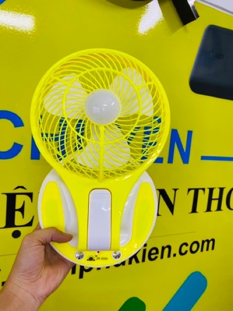 Quạt sạc tích điện kiêm đèn led gấp gọn