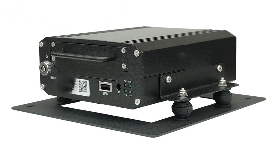 Hệ thống camera quay online Vietmap giám sát xe tải, xe khách