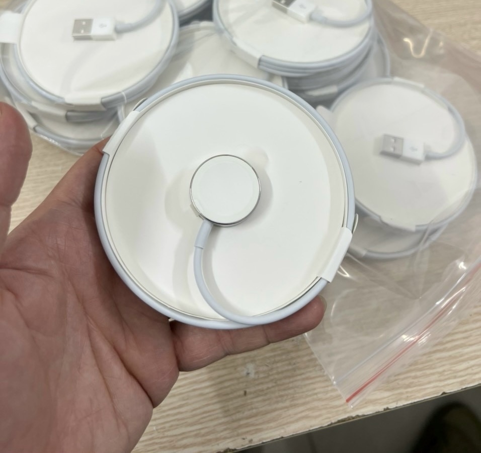 Sạc Apple Watch chính hãng Apple đế thép