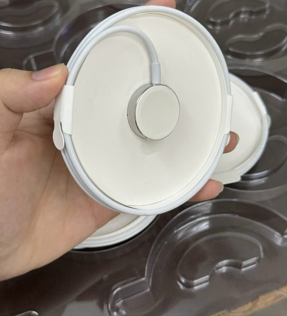 Sạc Apple Watch chính hãng Apple đế thép