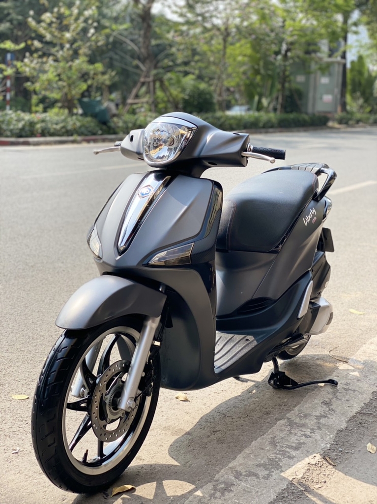 2018 Piaggio Liberty Cuộc chiến bền bỉ với Honda SH