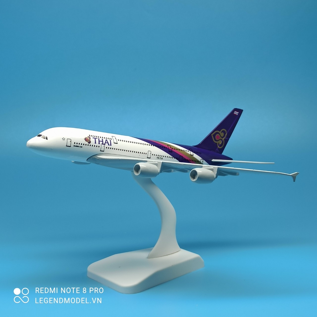 Mô hình Máy bay lắp ráp Air France Airbus A380 Có đèn led 47cm