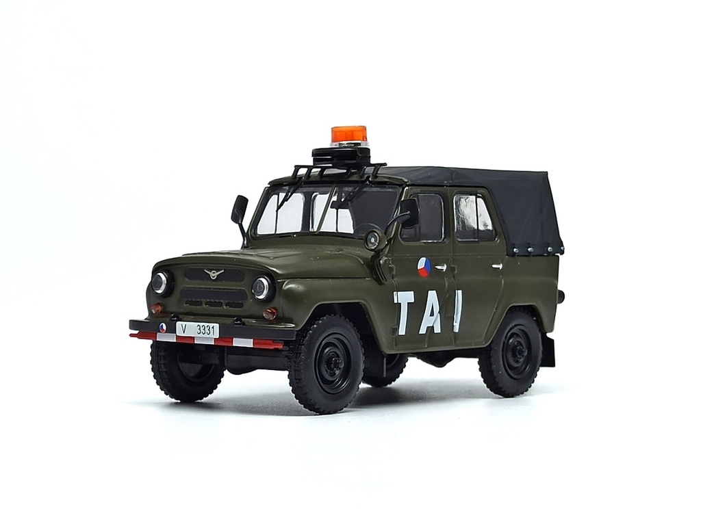 Mô hình xe Uaz 469 VAI Legend Model