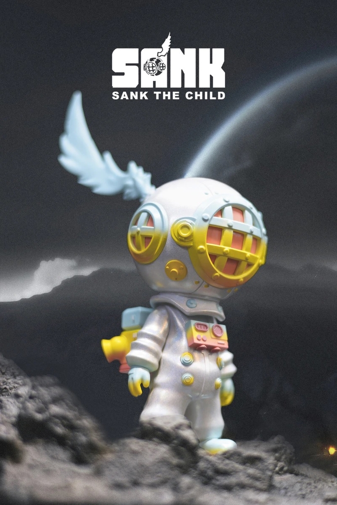 Sank Toys On The Way-Space Traveller-White Fantasy