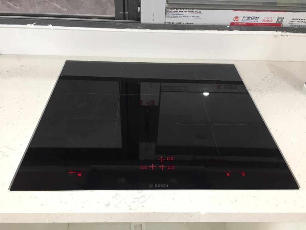 review-bep-tu-bosch-pid675dc1e-co-dang-mua-nam-2026