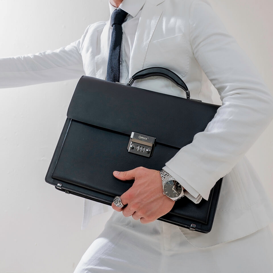 Cặp nam Gence khóa số da bò Epsom cao cấp CTS17 đen