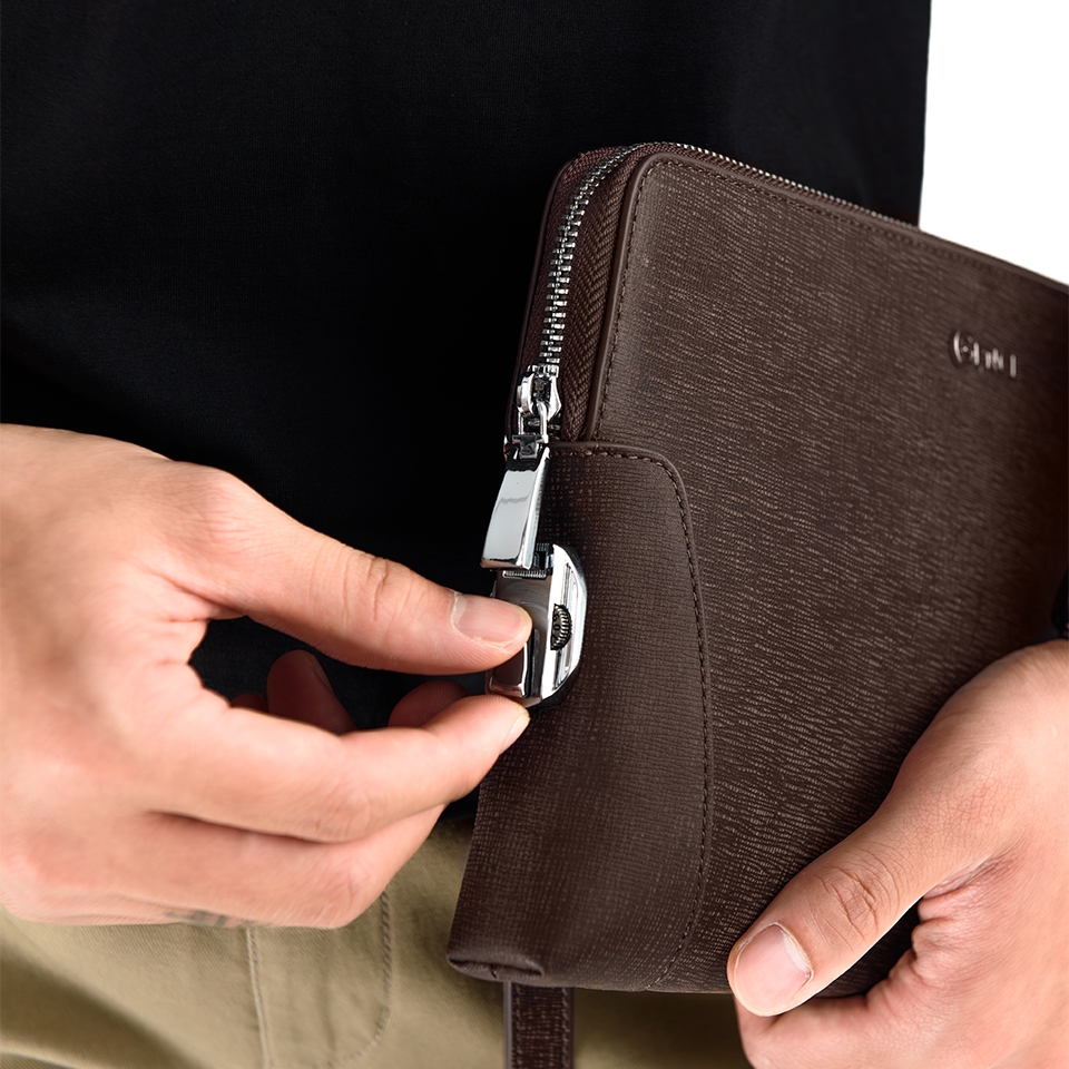 Clutch cầm tay da bò saffiano chà nâu CK11