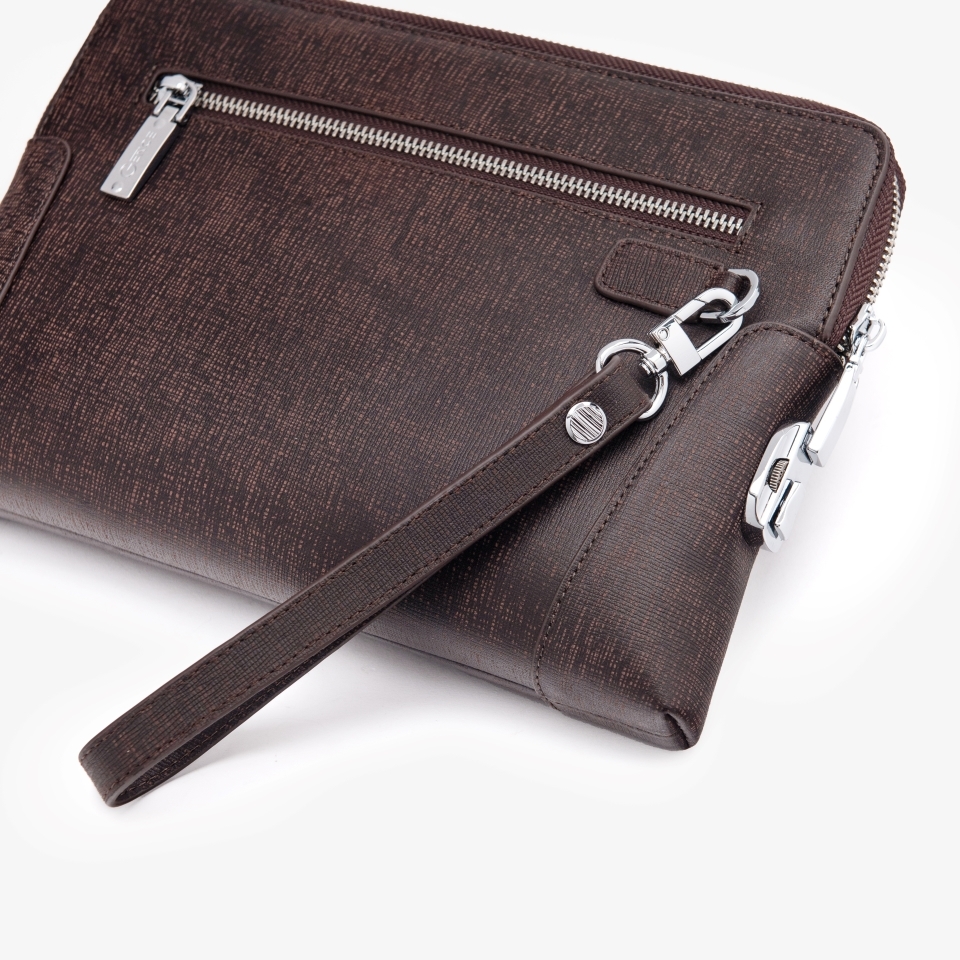 Clutch cầm tay da bò saffiano chà nâu CK11