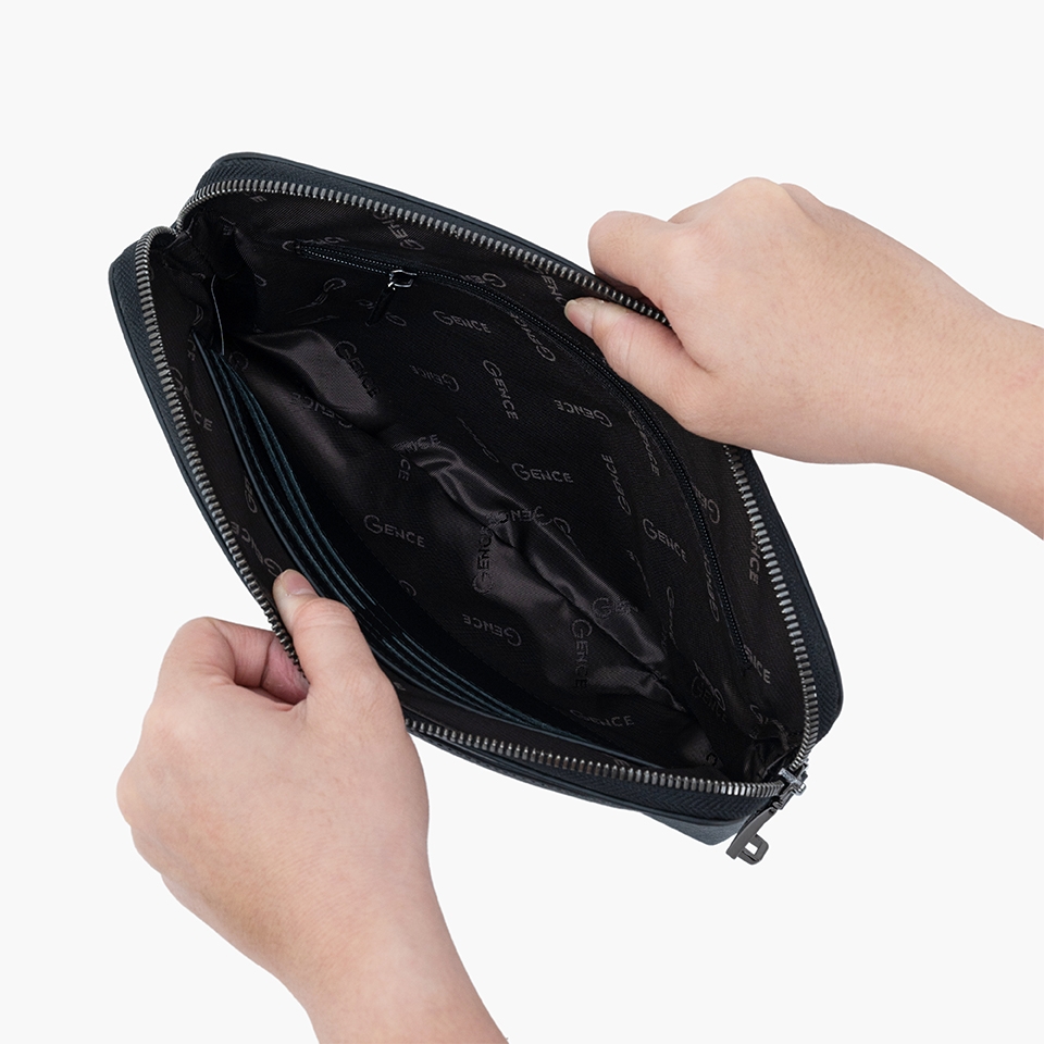 Clutch cầm tay da bò Taiga CK23 đen