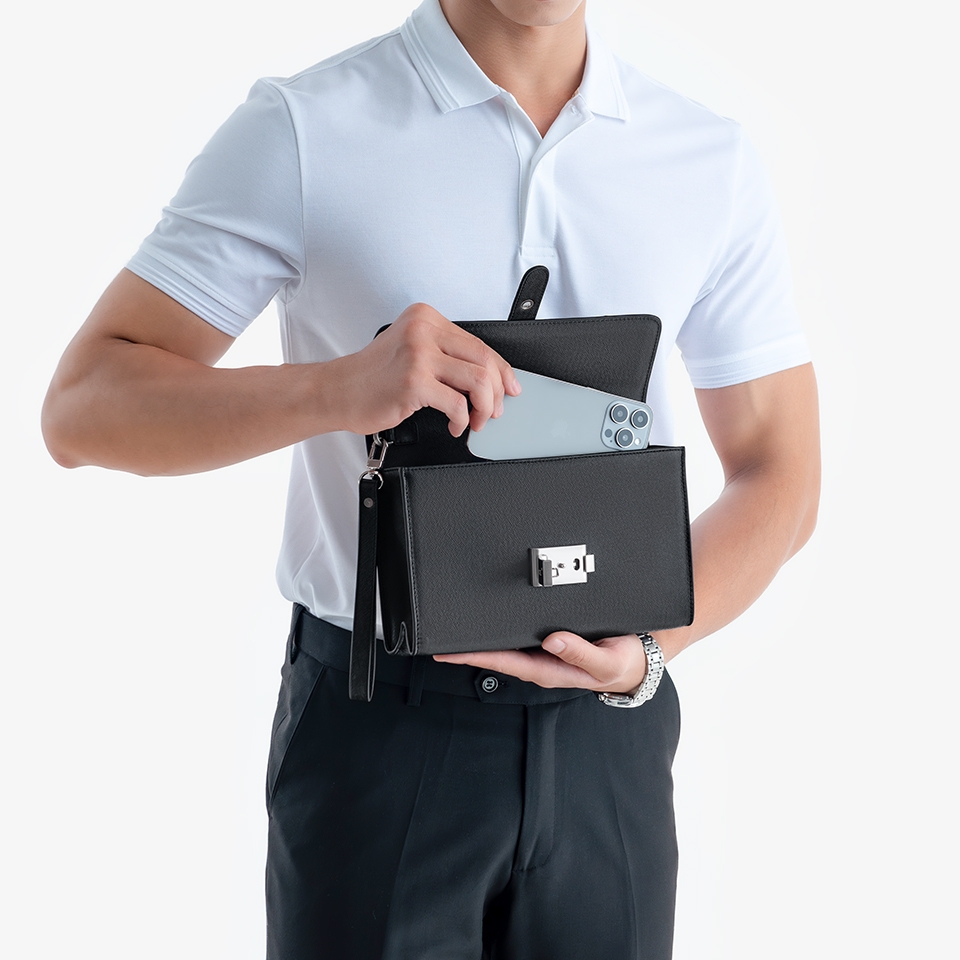 Clutch cầm tay nam da bò Taiga HT10 Màu Đen