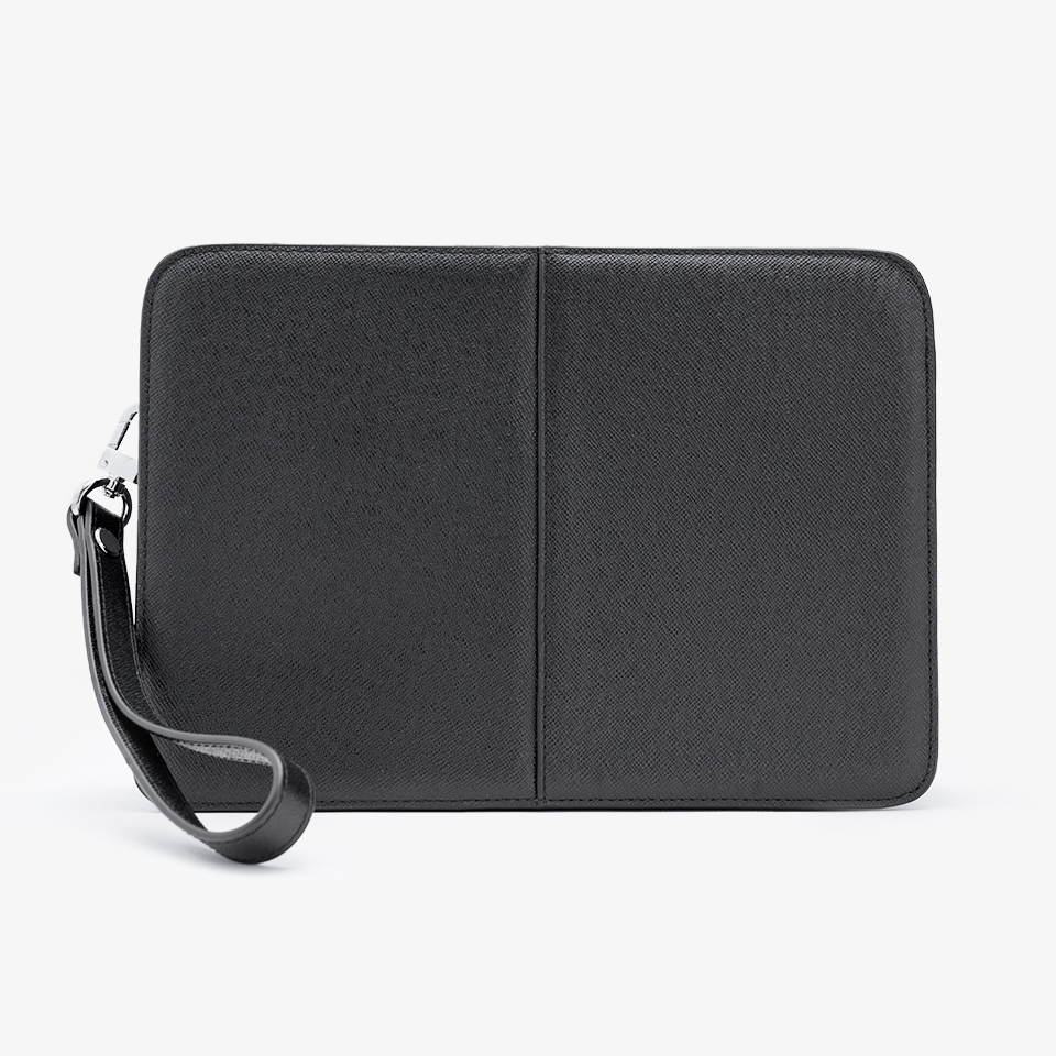 Clutch cầm tay nam da bò Taiga màu đen khóa số CK14