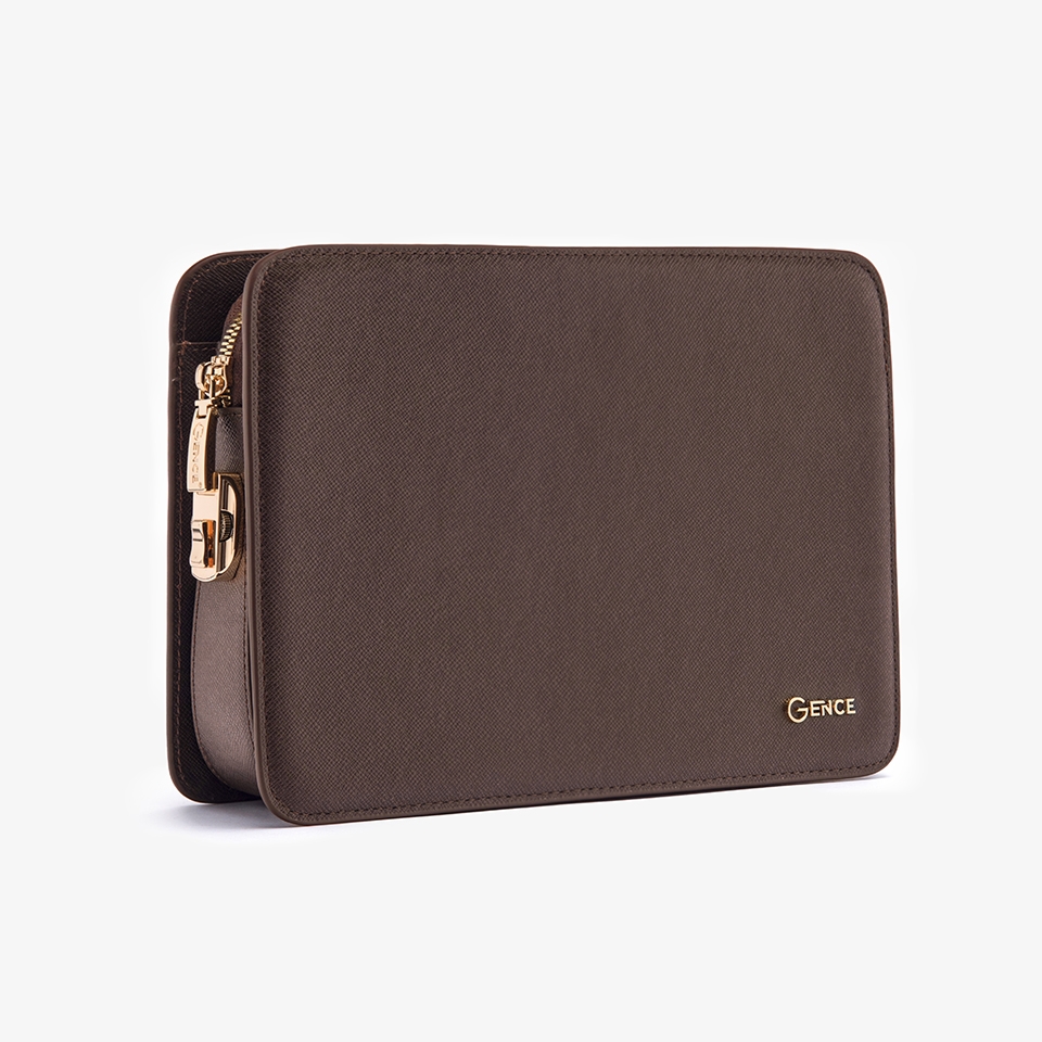 Clutch cầm tay nam da bò Taiga màu nâu khóa số CK15