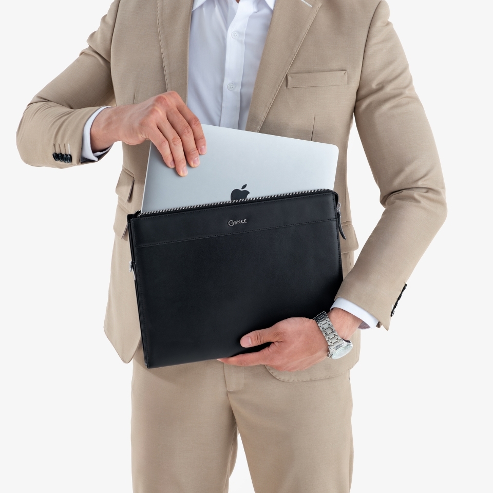 Clutch đựng tài liệu A4 da bò Nappa CL07 màu đen