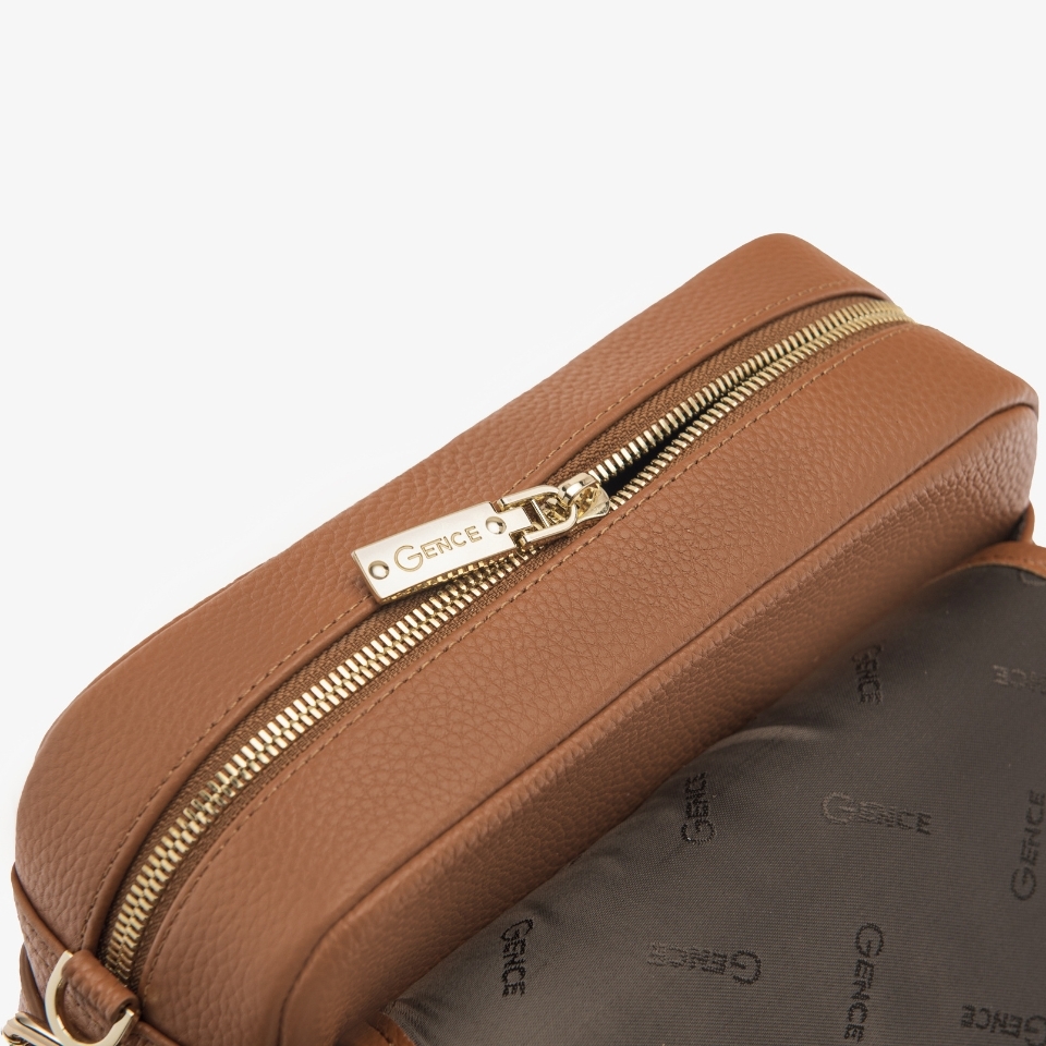 Túi đeo chéo nam Gence da bò Mill TD18 màu nâu