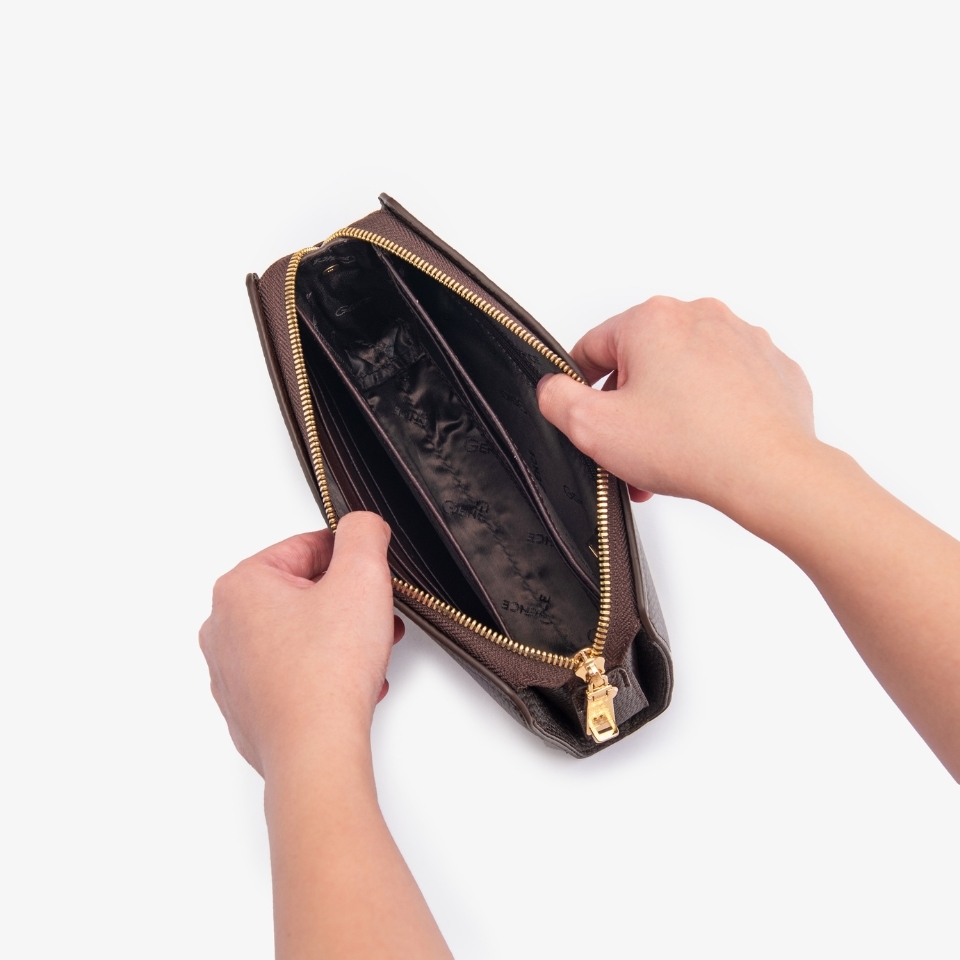 Ví cầm tay nam khóa số da bò Mill RB07