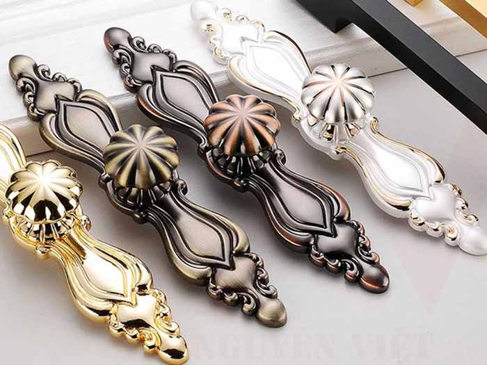 tay nắm cửa tủ cổ điển mẫu mới