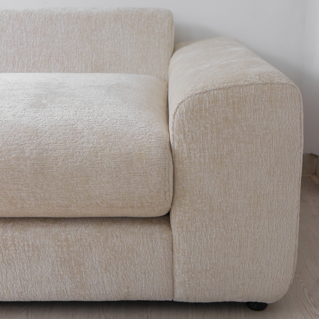 Ghế sofa Maltida gối tựa vuông