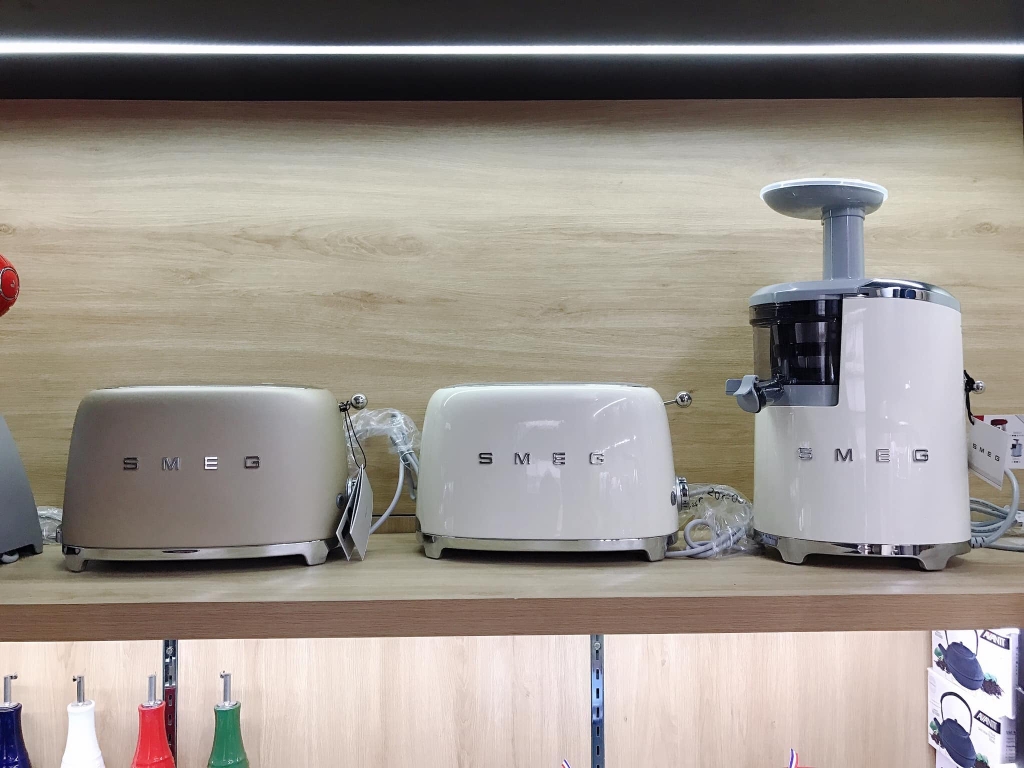 MÁY ÉP TRÁI CÂY CHẬM SMEG SJF01