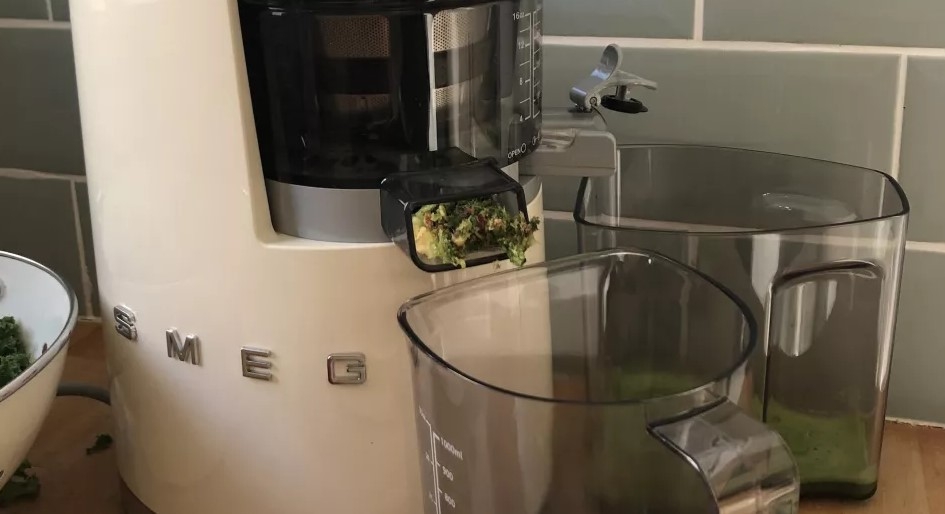 MÁY ÉP TRÁI CÂY CHẬM SMEG SJF01