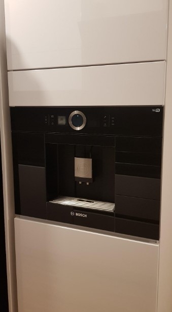 Máy pha cafe Bosch CTL636EB6 Serie 8 màu đen, lắp âm tủ, pha cà phê hoàn toàn tự động