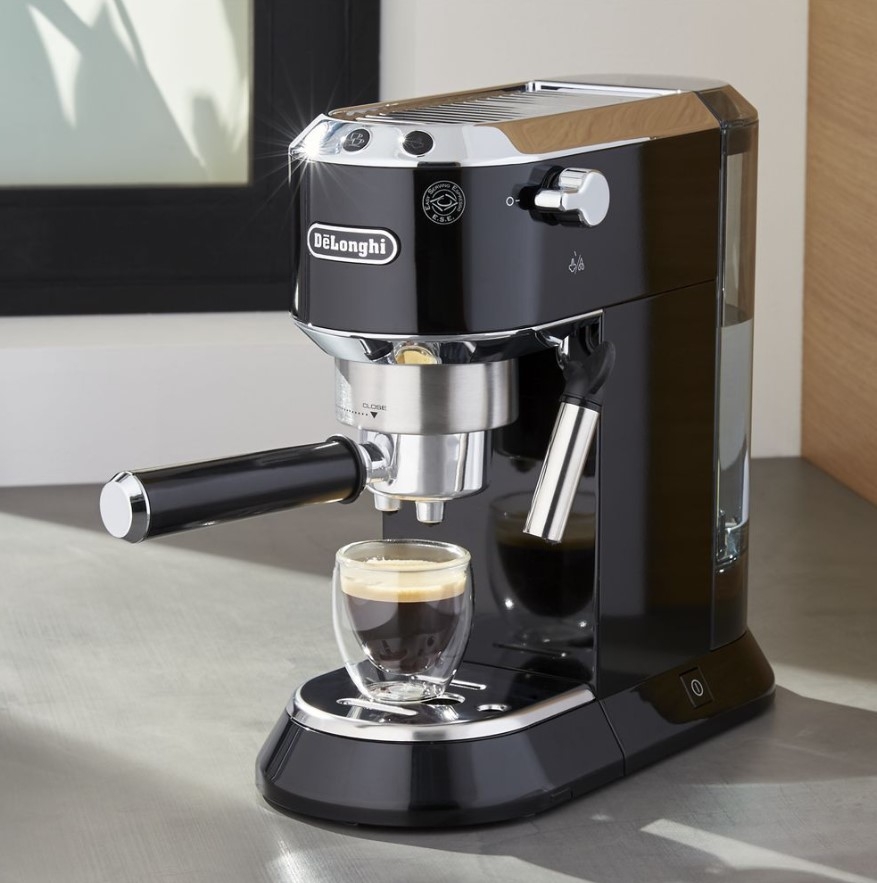 Máy pha cà phê Espresso Delonghi Dedica EC685.BK màu Đen