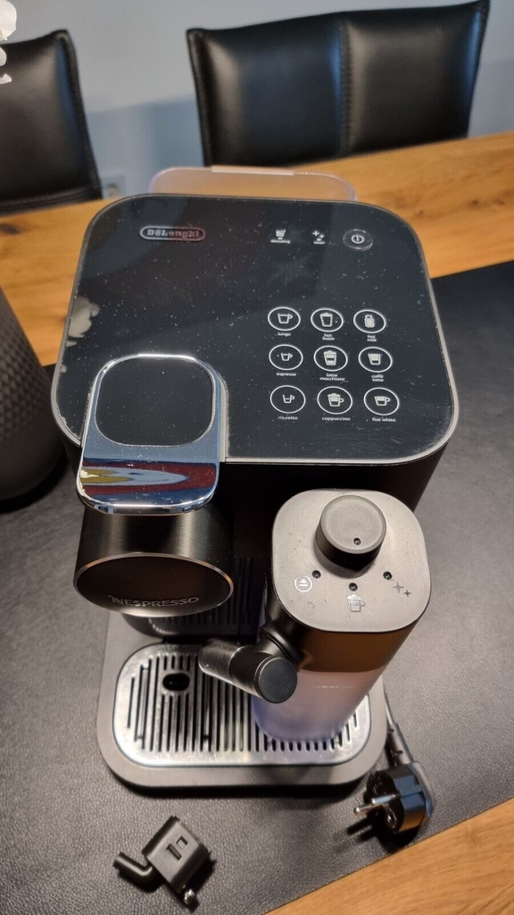 Máy pha cafe De'Longhi Nespresso Gran Lattissima EN650.B