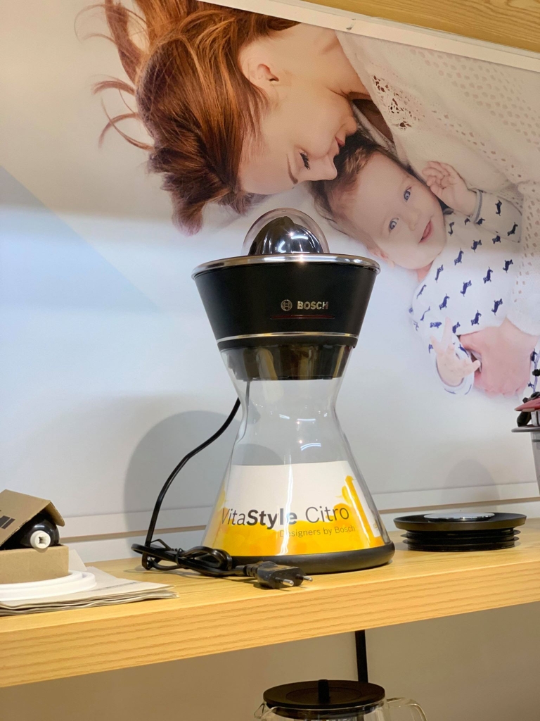 MÁY VẮT CAM BOSCH VITASTYLE CITRO MCP72GPB
