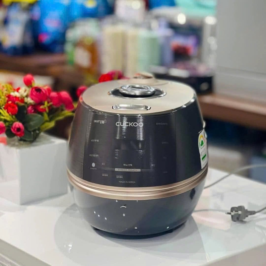 Nồi cơm điện cao tần Cuckoo CRP-CHAS109FB, Dung tích 1.8L, Lòng nồi Inox