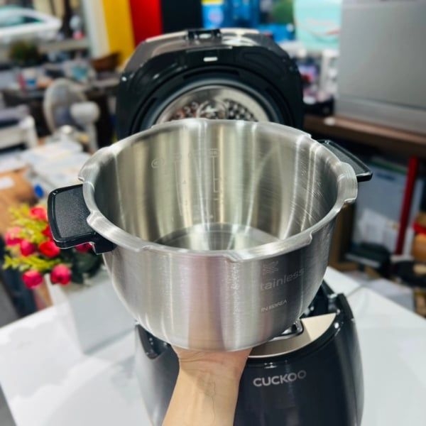 Nồi cơm điện cao tần Cuckoo CRP-DHAS069FB, Dung tích 1.08L, Lòng nồi Inox