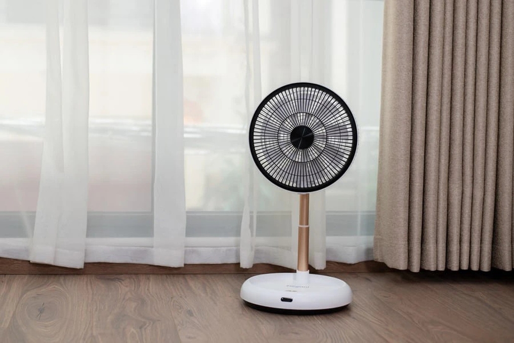 Quạt gấp thông minh Elegant tích điện