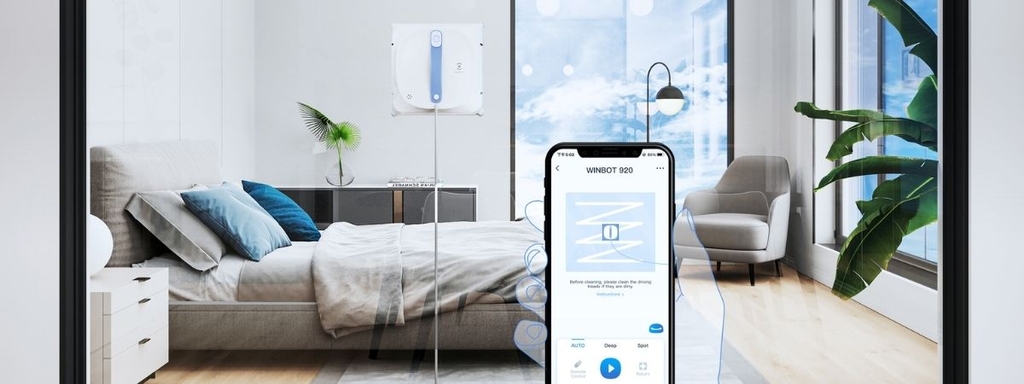 Robot lau kính Ecovacs Winbot W920