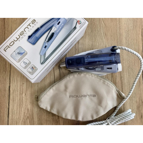 Bàn là hơi nước mini Rowenta DA1510