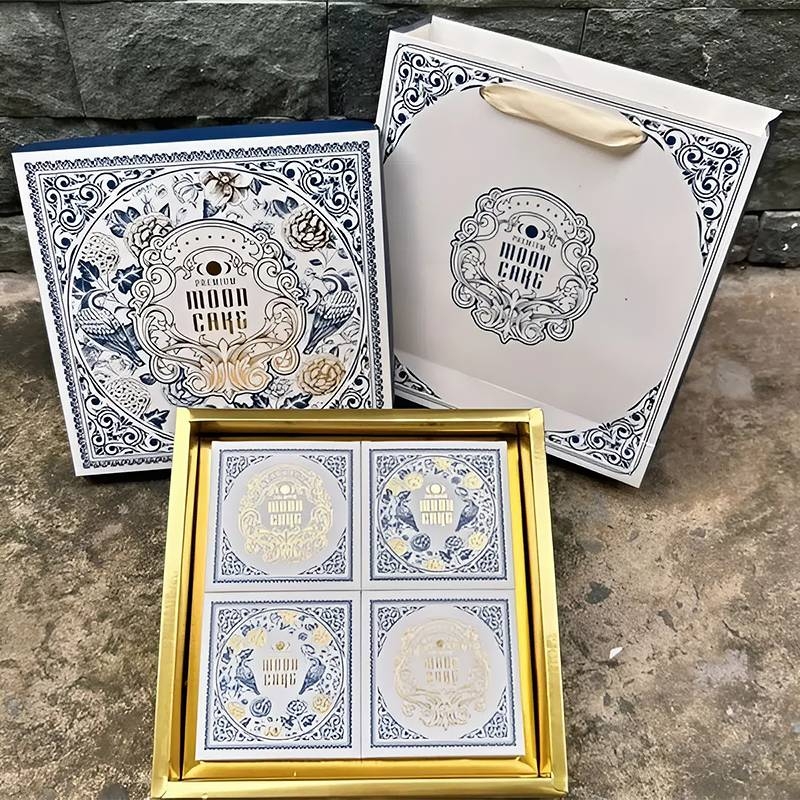 Hộp 4 bánh trung thu sang trọng với thiết kế hiện đại