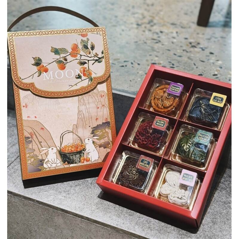 Bên trong và ngoài hộp trung thu 6 bánh Thỏ Xinh