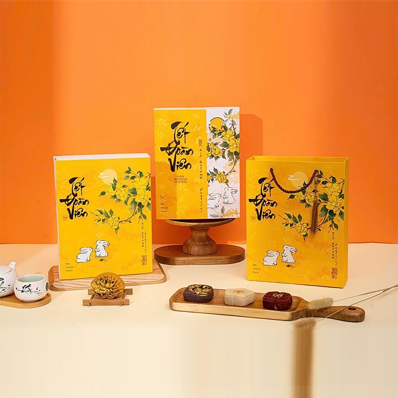 Chăm chút từng chi tiết cho hộp 6 bánh trung thu Hoàng Lan Thố