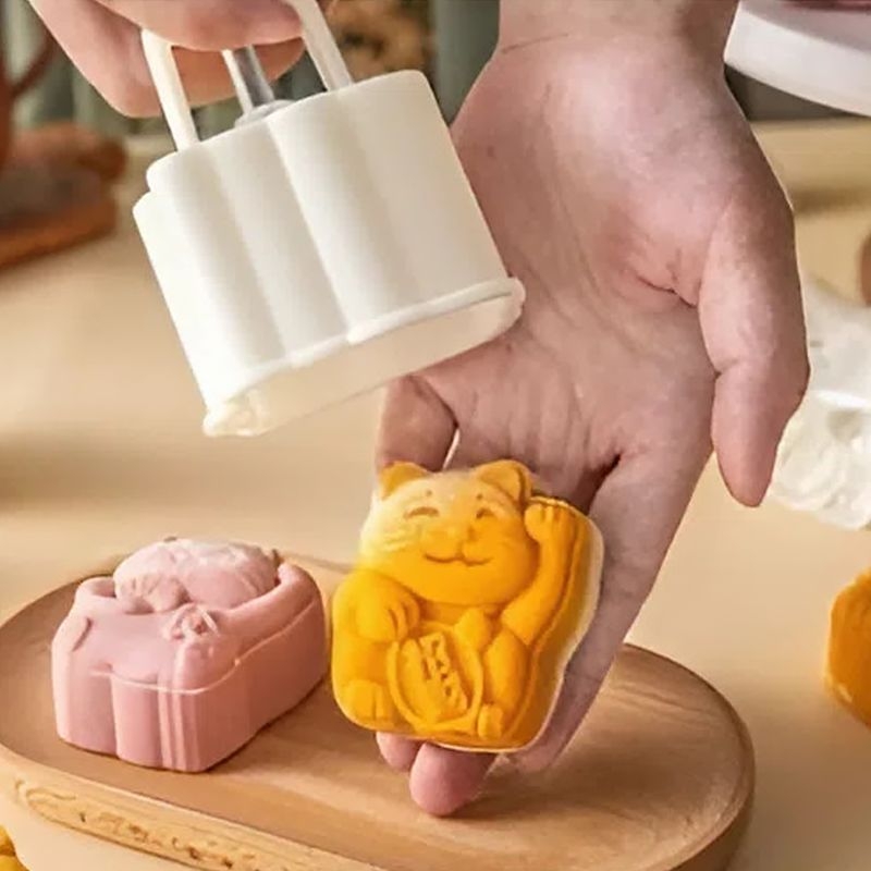 Khuôn trung thu 75gr mèo phát tài