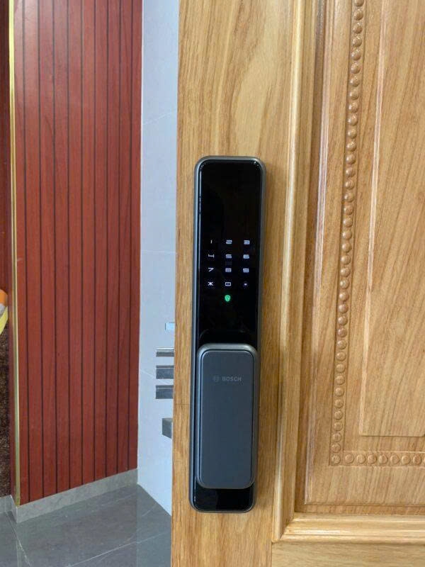 Khóa cửa thông minh Bosch EL 600B-DE (Xám) – App Wifi