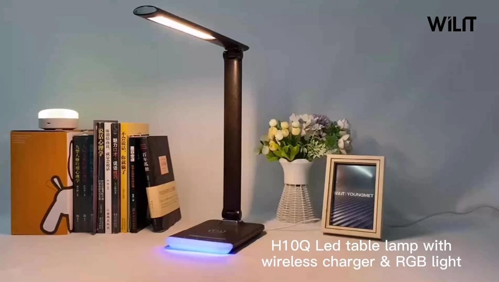 Đèn học chống cận Wilit H10Q (màu nâu)