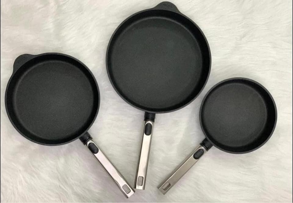 CHẢO GANG LE CREUSET 26CM MÀU CAM CỰC ĐẸP