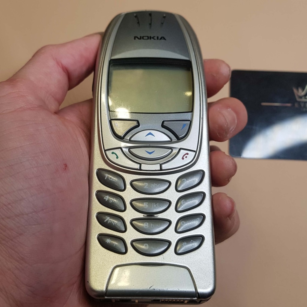 nokia 6310i zin theo xe mercedes đẹp 96