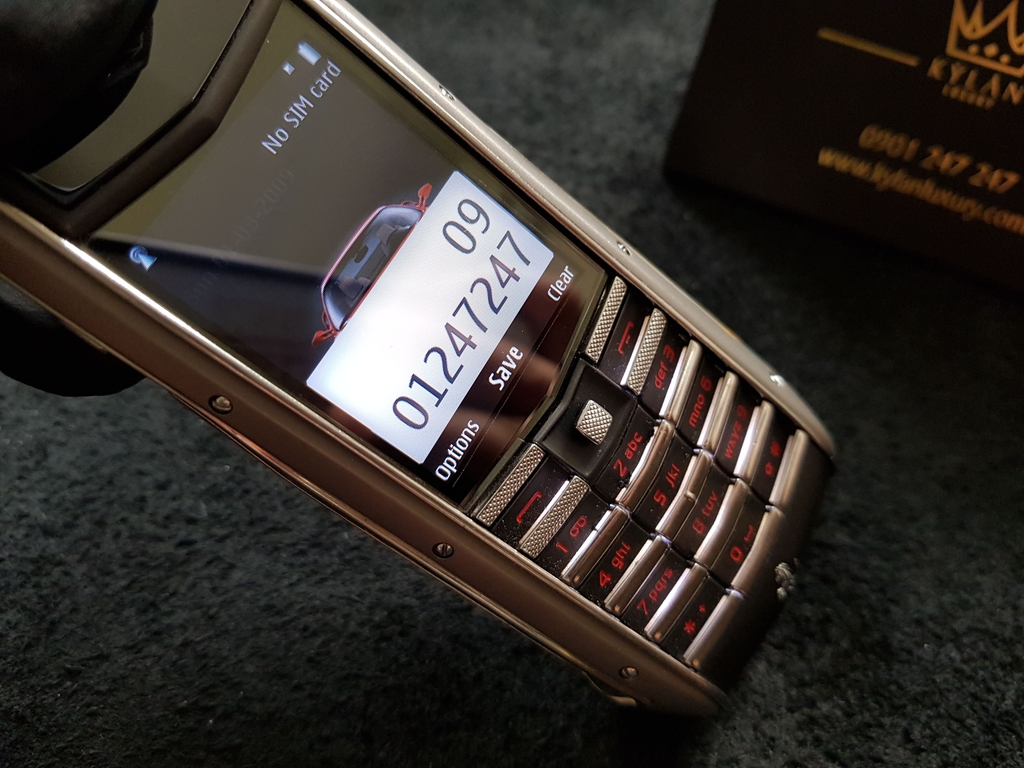 Vertu ferrari китайский