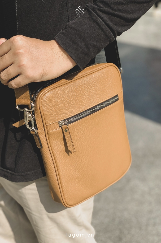 MESSENGER BAG SIZE M